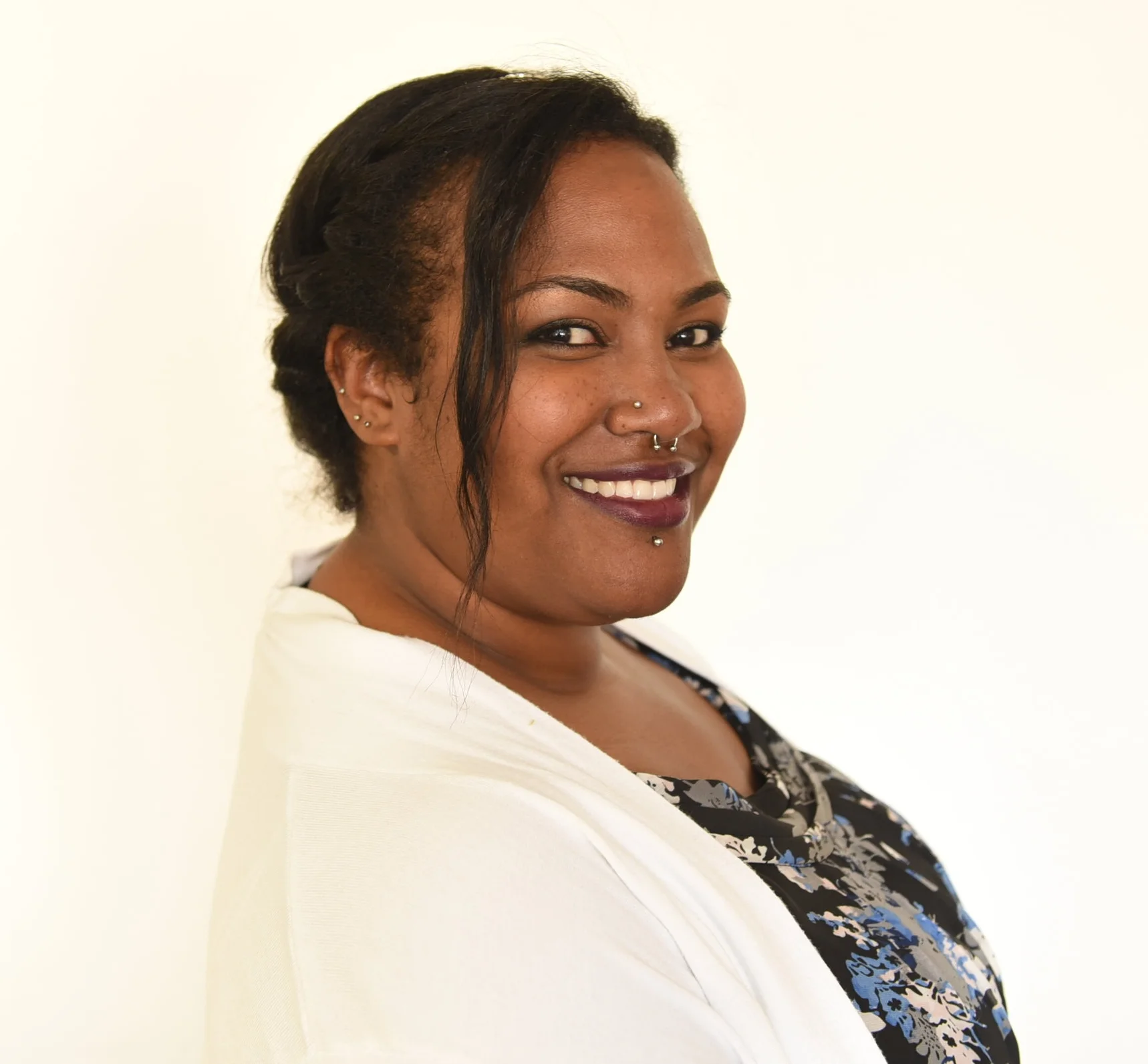 Ceremony recognizes young Grenadian graduates