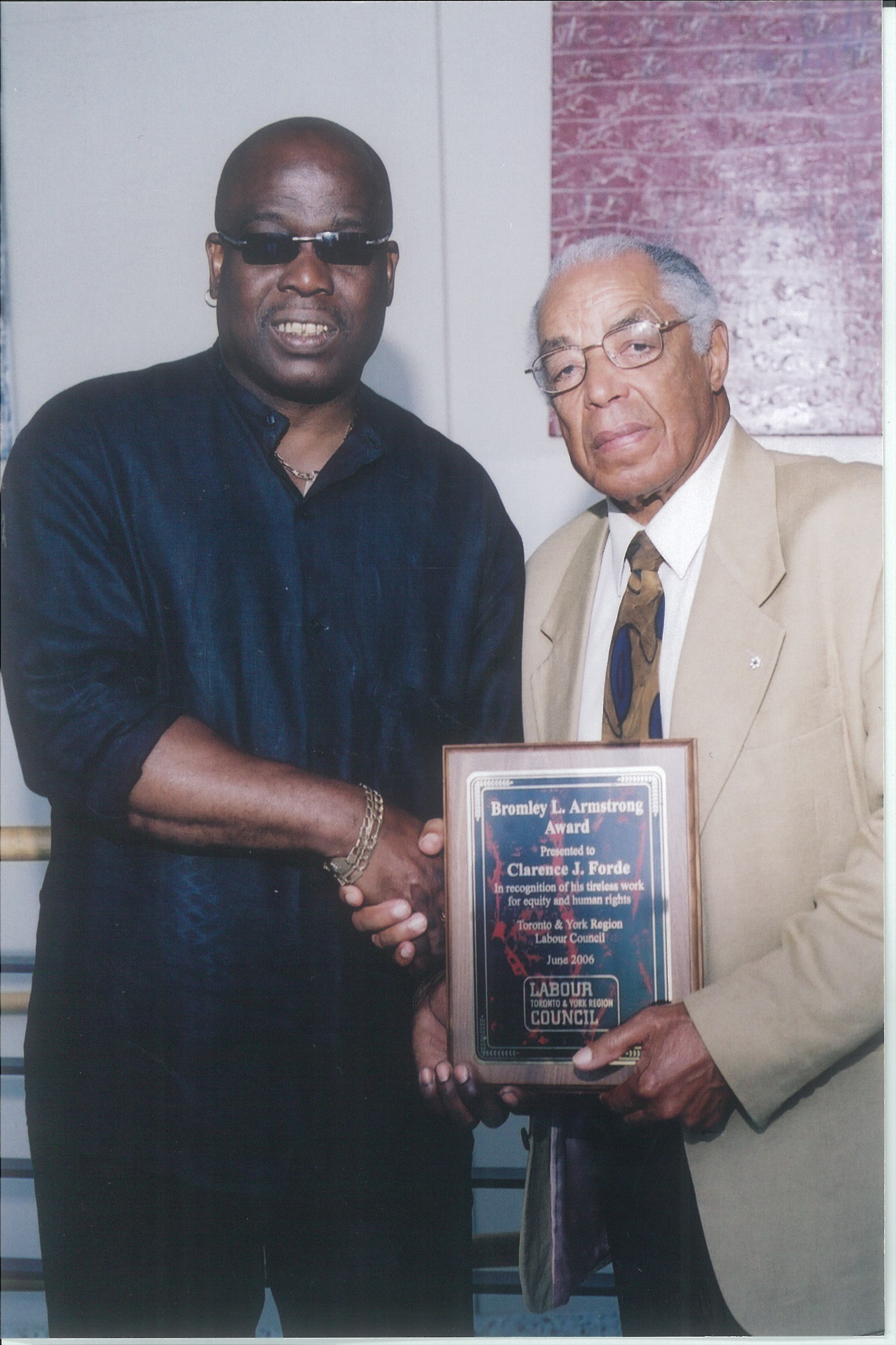 Clarence Forde (l) was the recipient of the 2006 Bromley Armstrong Award