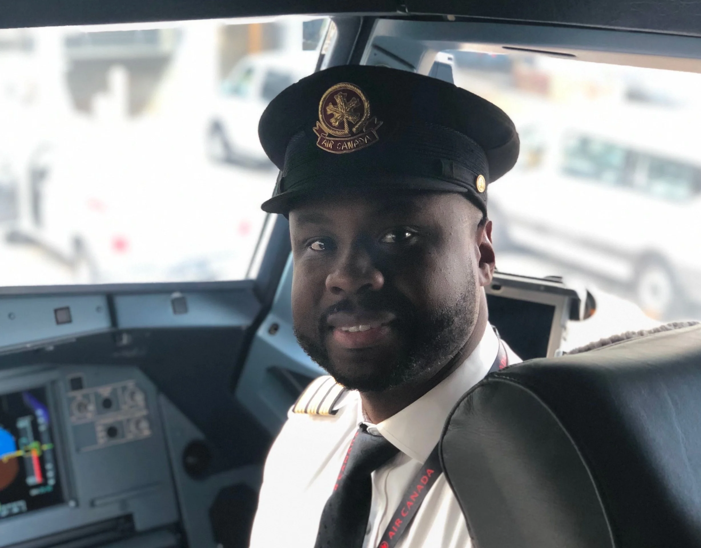 Air Canada pilot makes emotional flight to Jamaica