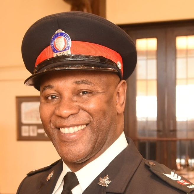 Dancing cop grasps importance of community policing