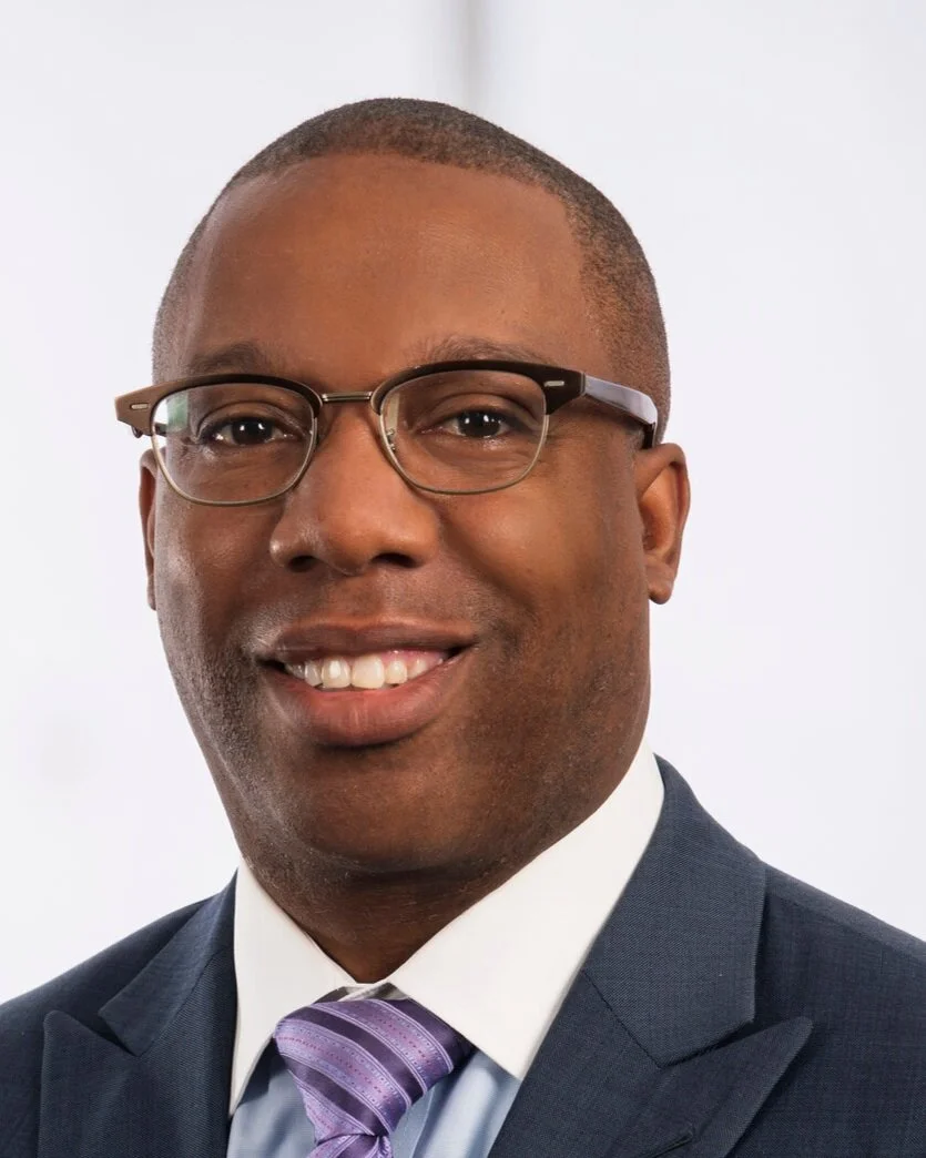 Canadian of Jamaican heritage is an expert in facial plastic surgery
