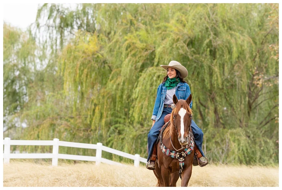 Senior Session with Oklahoma Horse Photographer Rachel Griffin