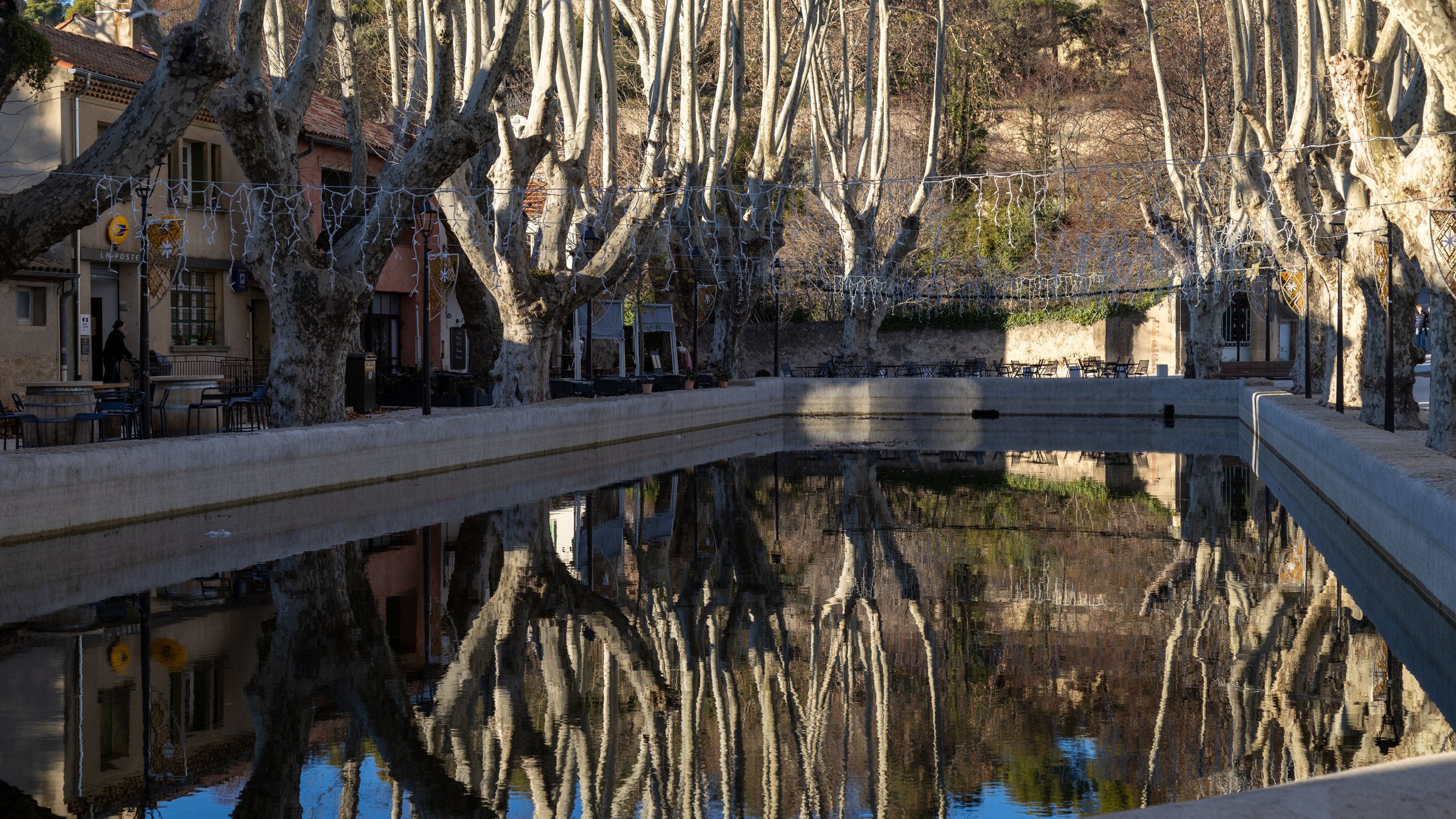 Place de l'Etang - Cucuron