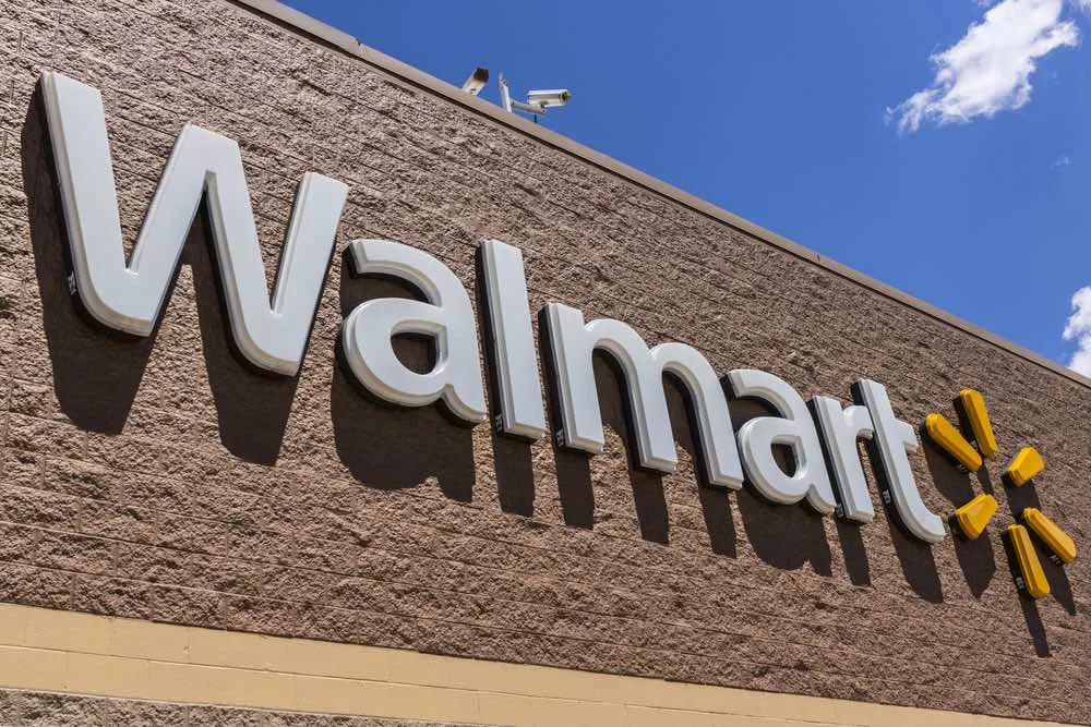 Walmart is Selling Cars…Who Does It Better?