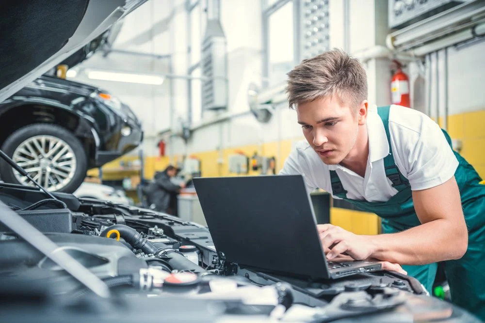 Top 5 Ways to Hire Rockstar Automotive Technicians 