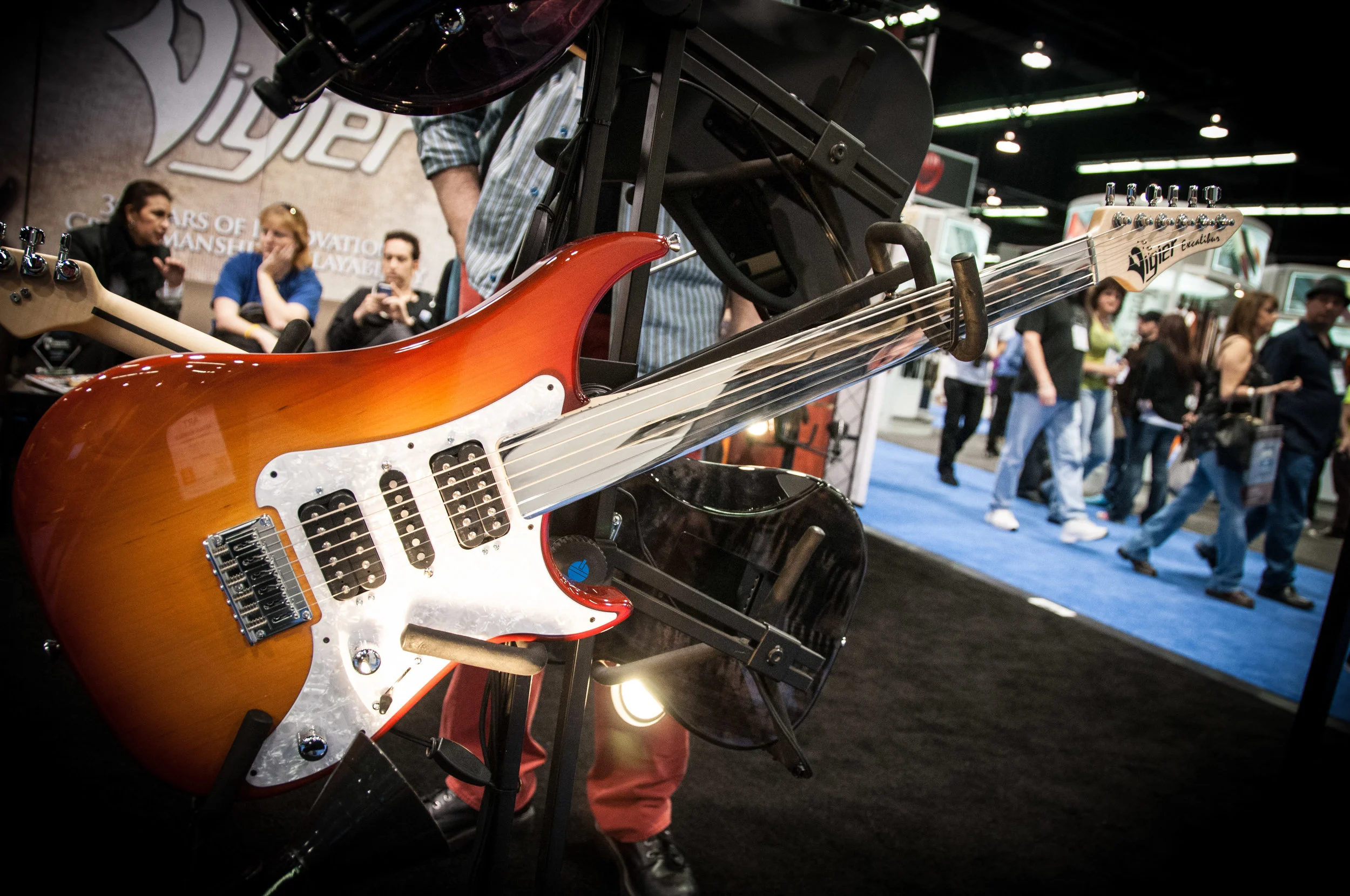 Vigier_Excalibur_Surfreter_Special_fretless_guitar_-_2014_NAMM_Show.jpg