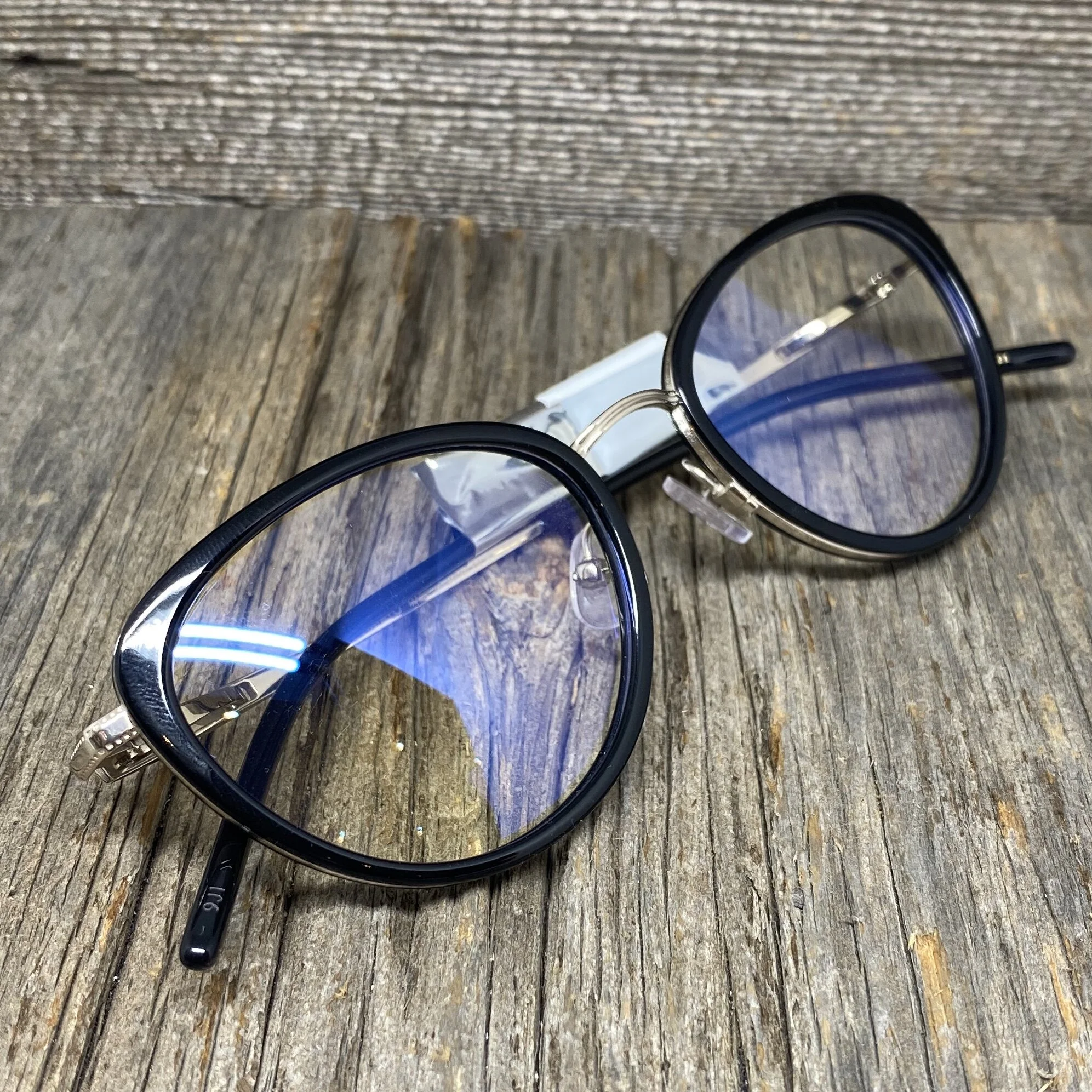 BAA2698C-12C1-4821-A164-5703C09E4E68