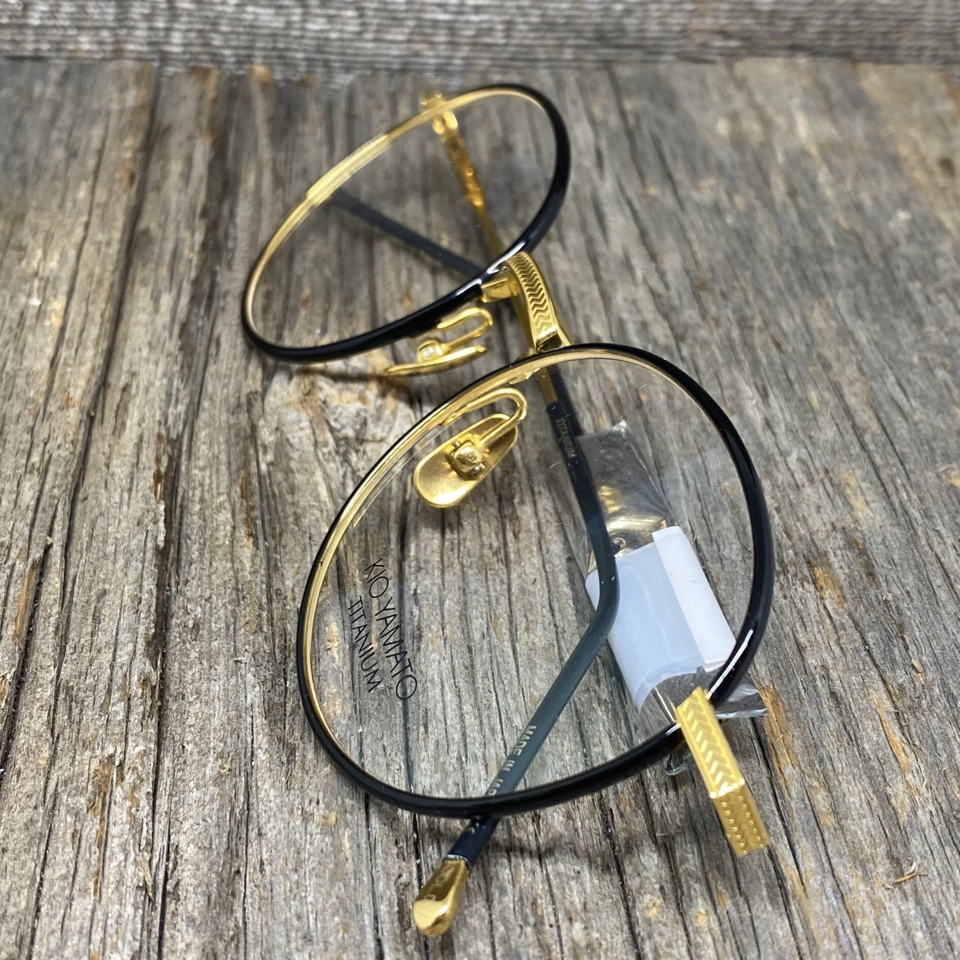 3D158C1A-27CC-4C2C-8A81-0F5704B7D9FC