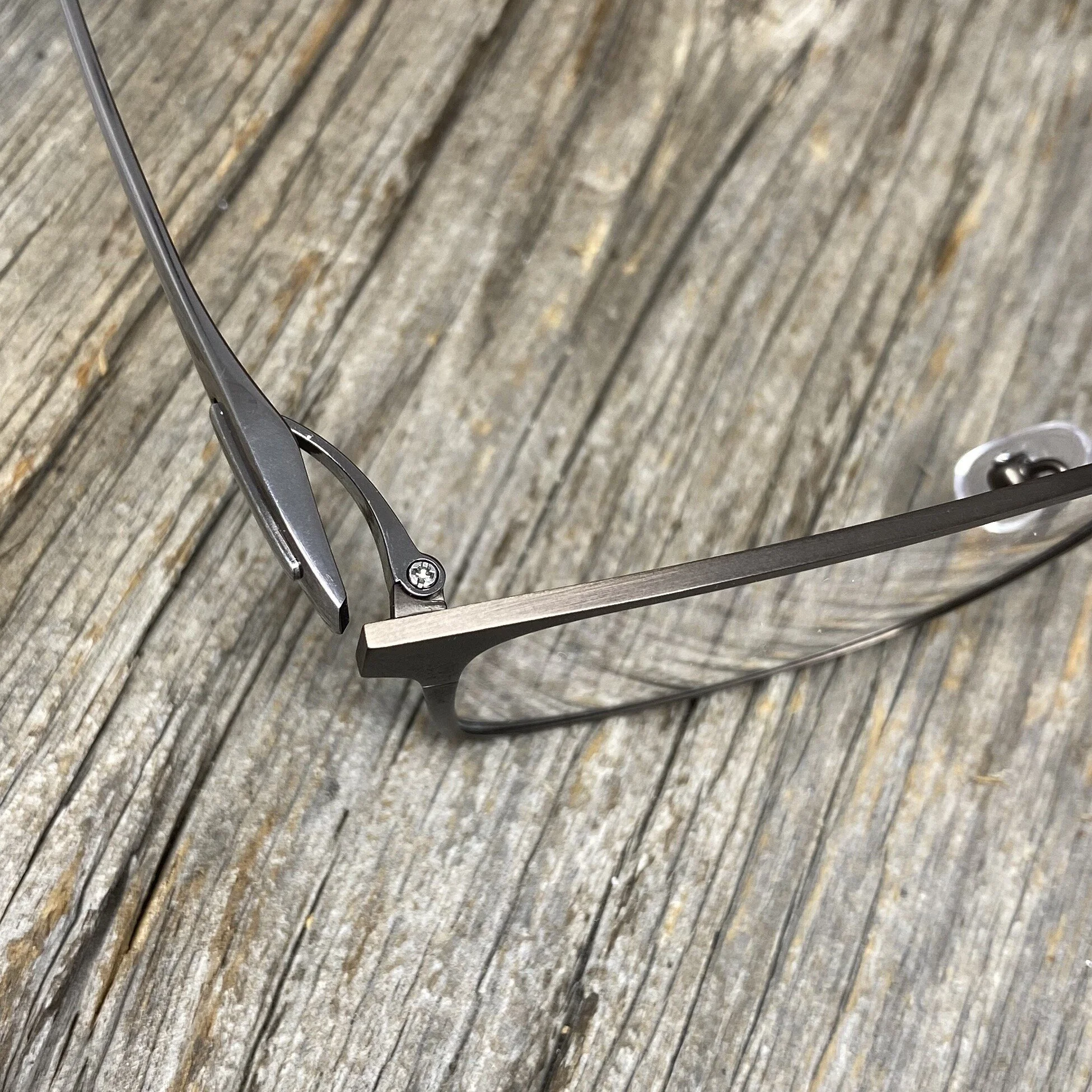 E29427E0-38C7-4A40-9A65-AB129DA915FC