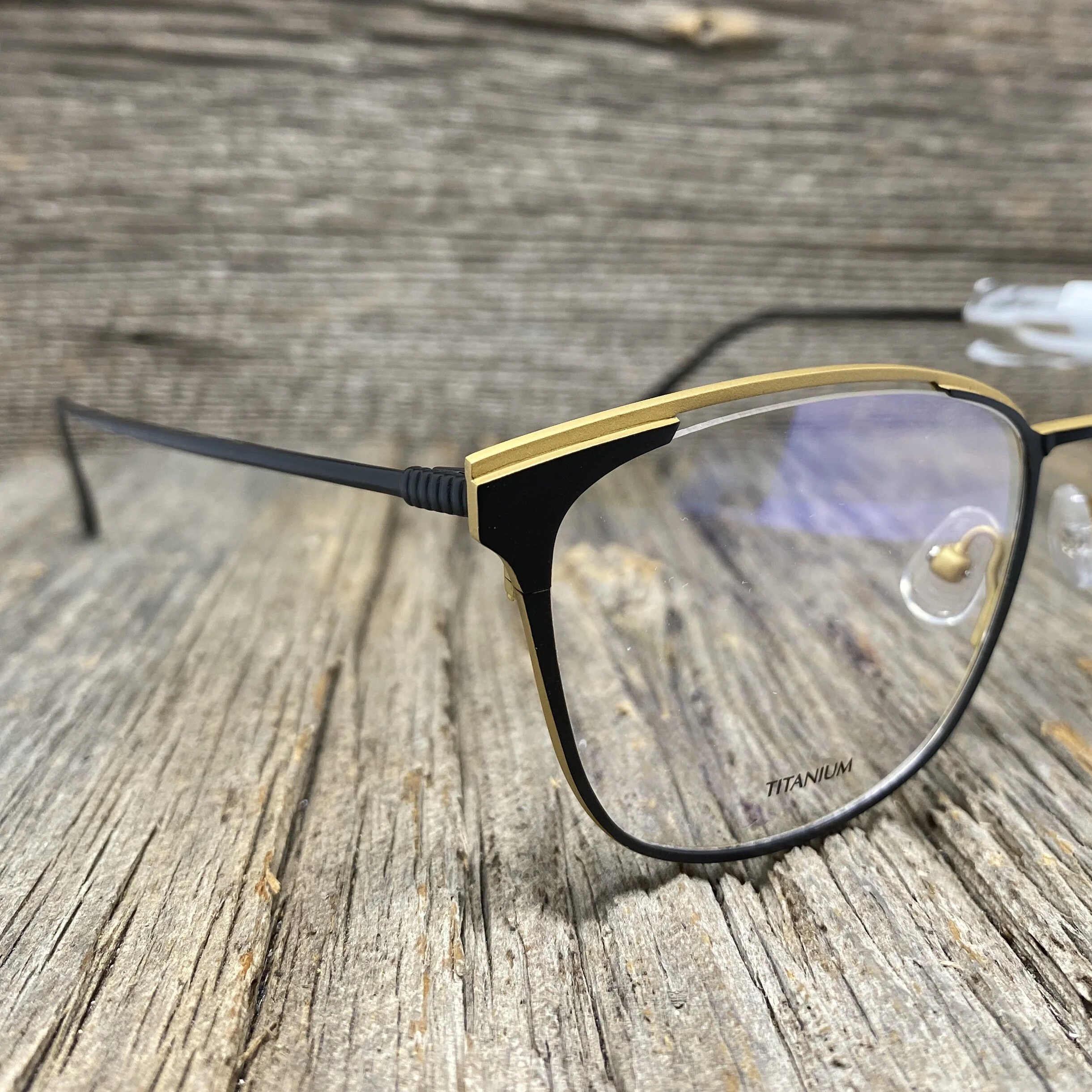 1D45B59E-8582-47E4-8649-0B18BAD5FFD9