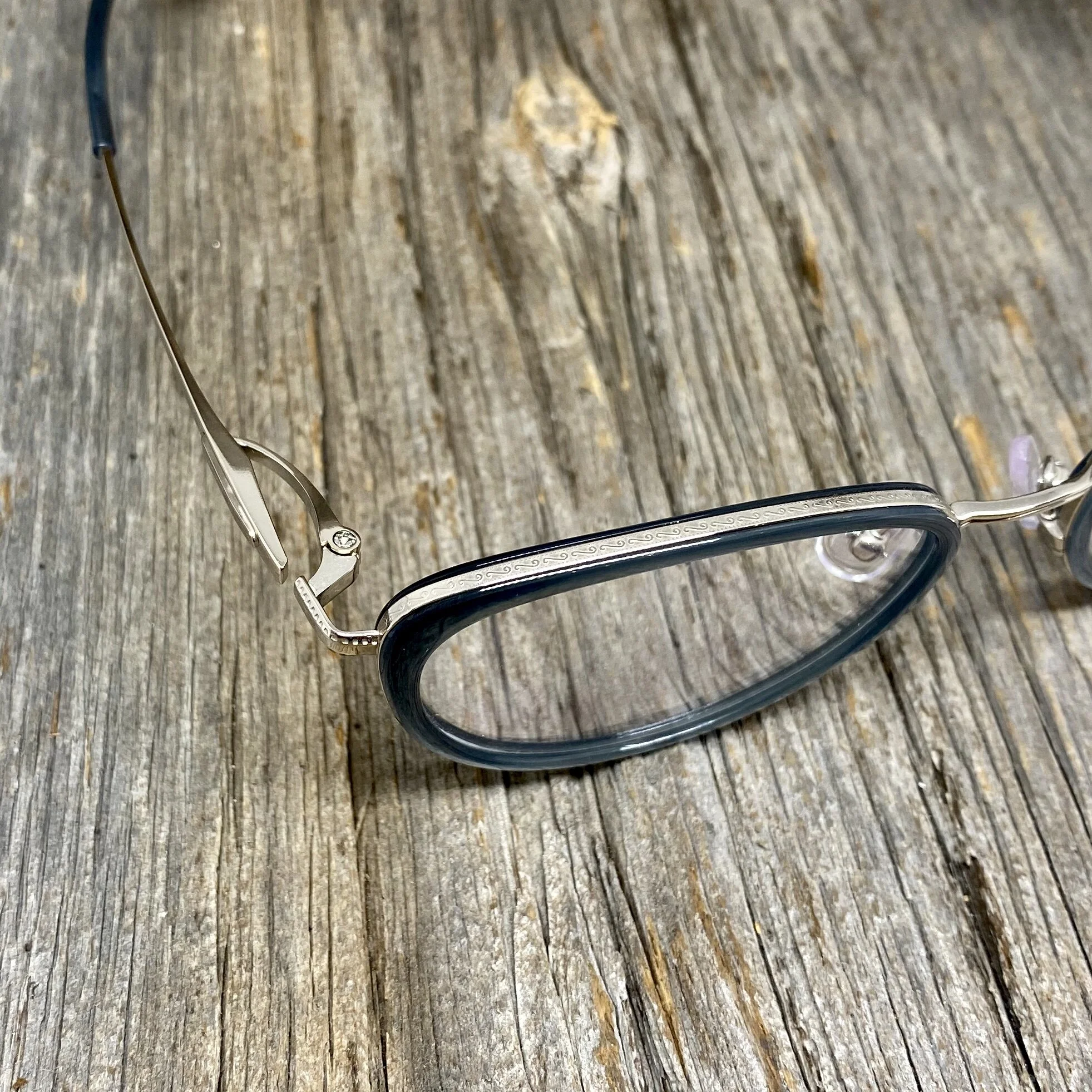 93E67B23-EEEA-42C2-B09C-AA3B01AD72E0