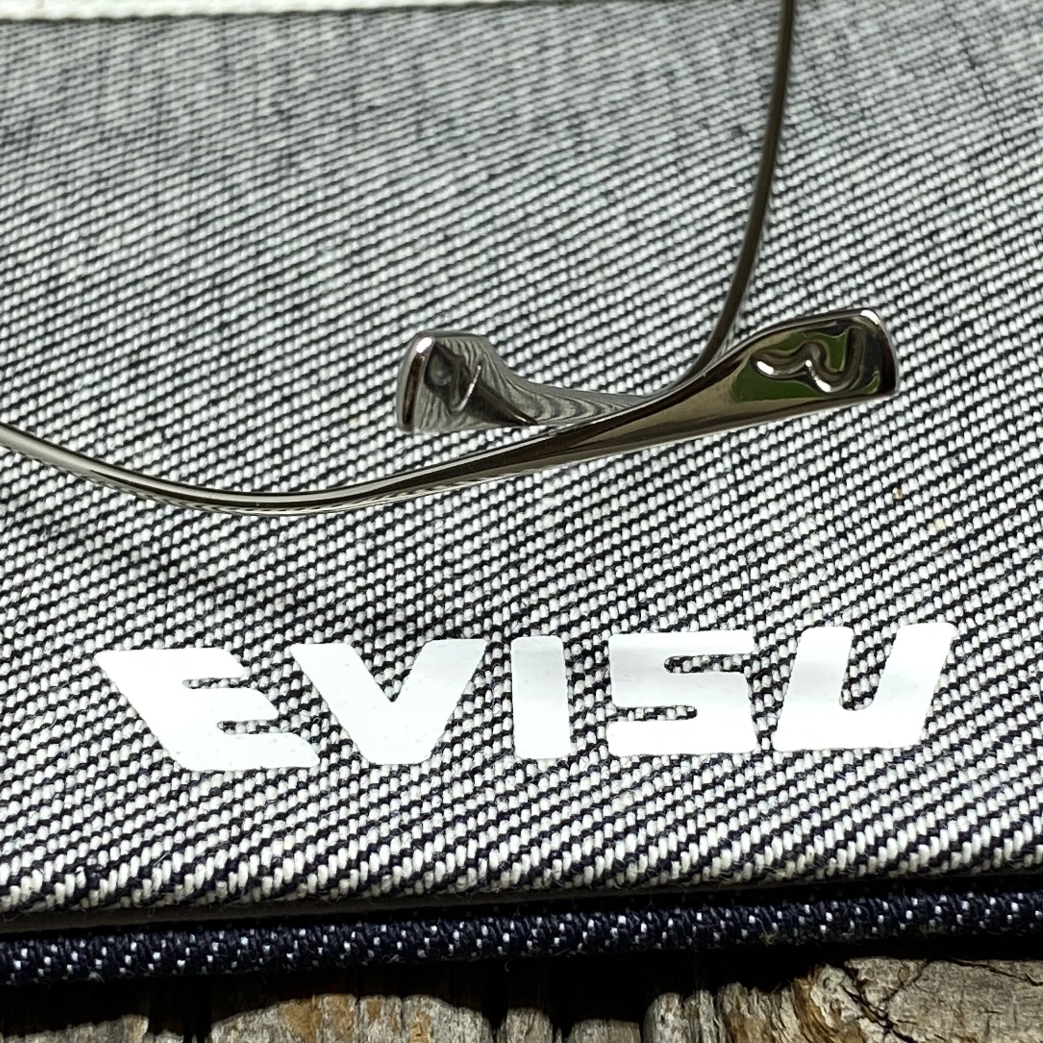 D30D14B5-9D78-4BC2-BC3B-1665146D1BAA