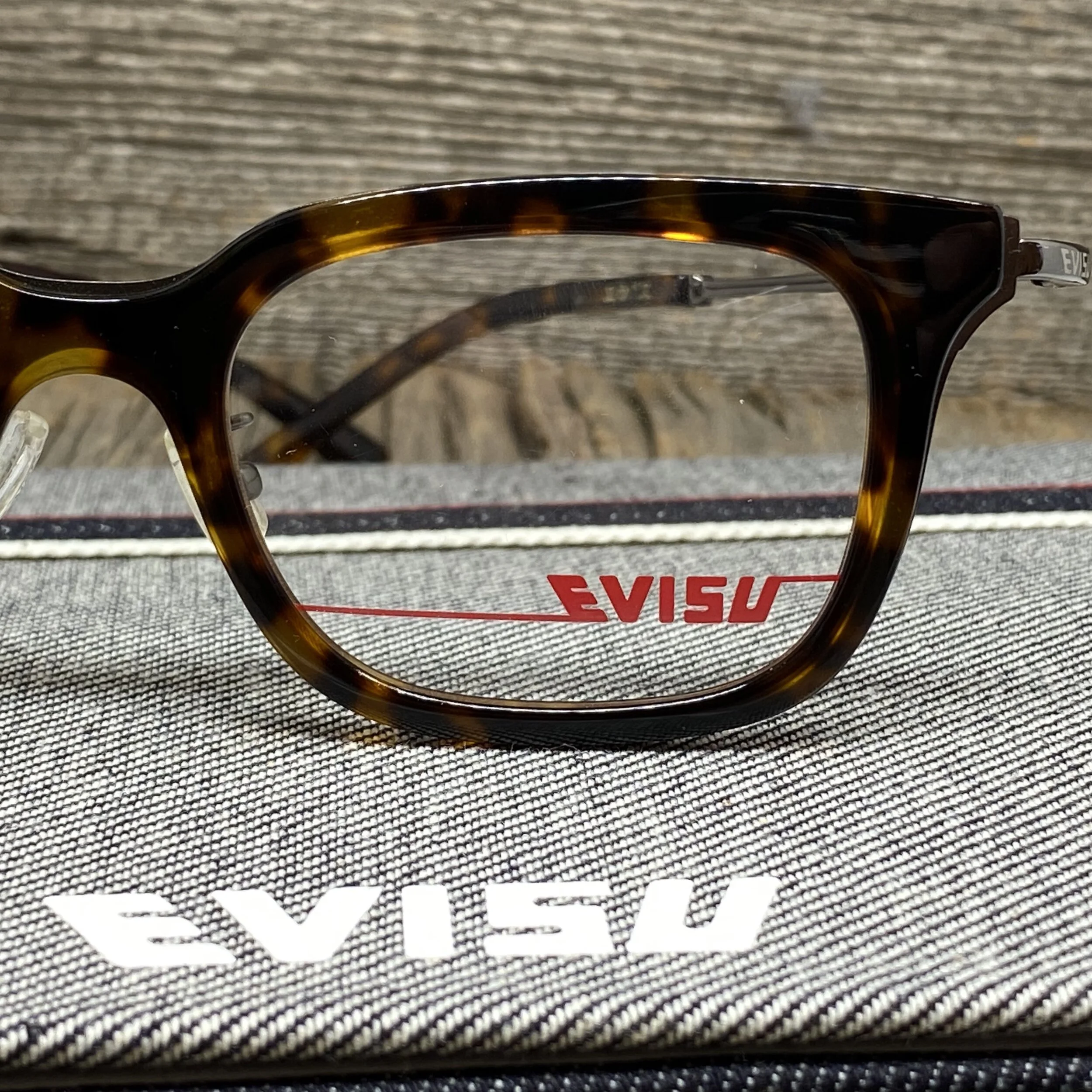 5B19A8DE-252C-4CBA-B9DD-6F0EEAA2FE7F