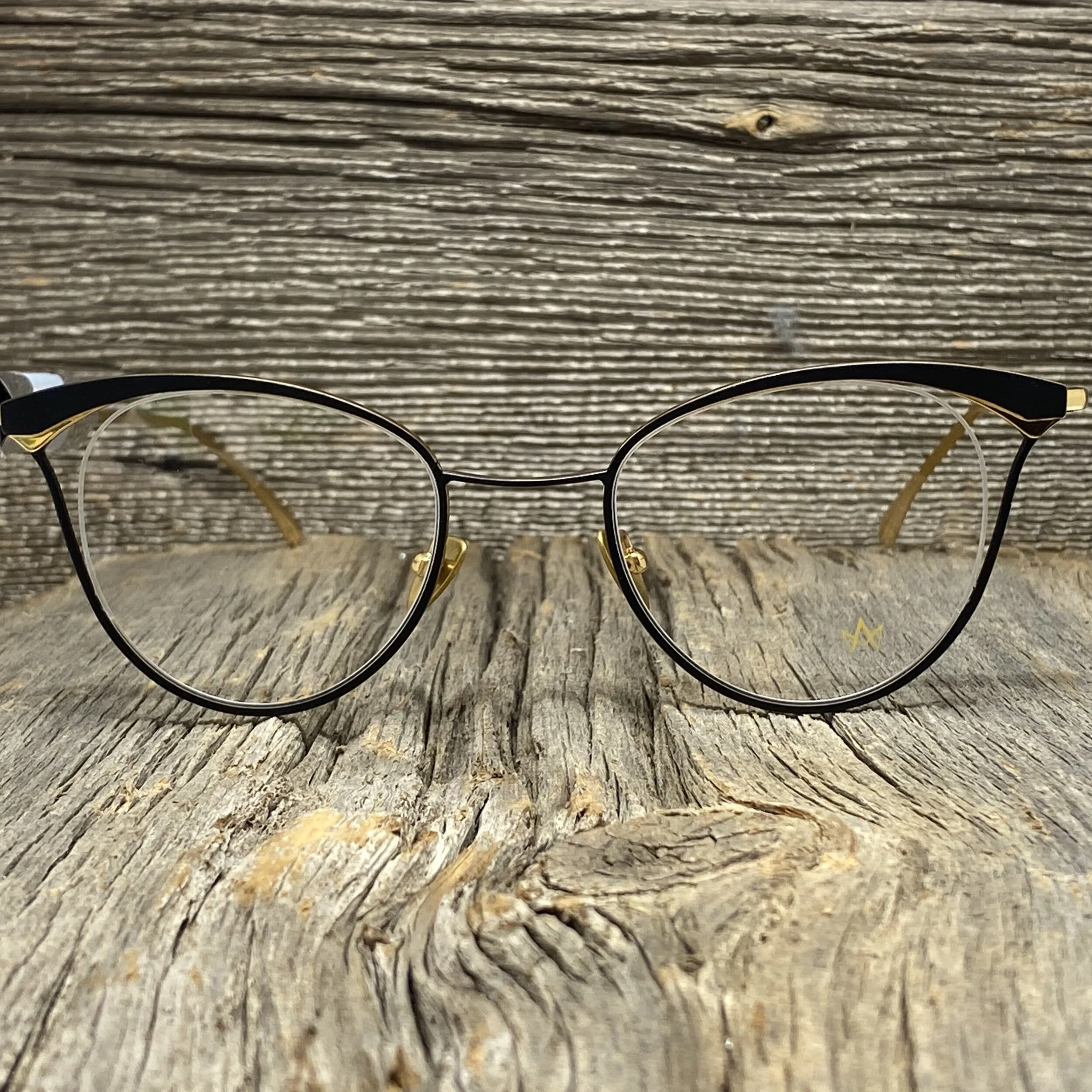 7CC99D7D-61DE-475B-BDB5-0C83C975ADE0