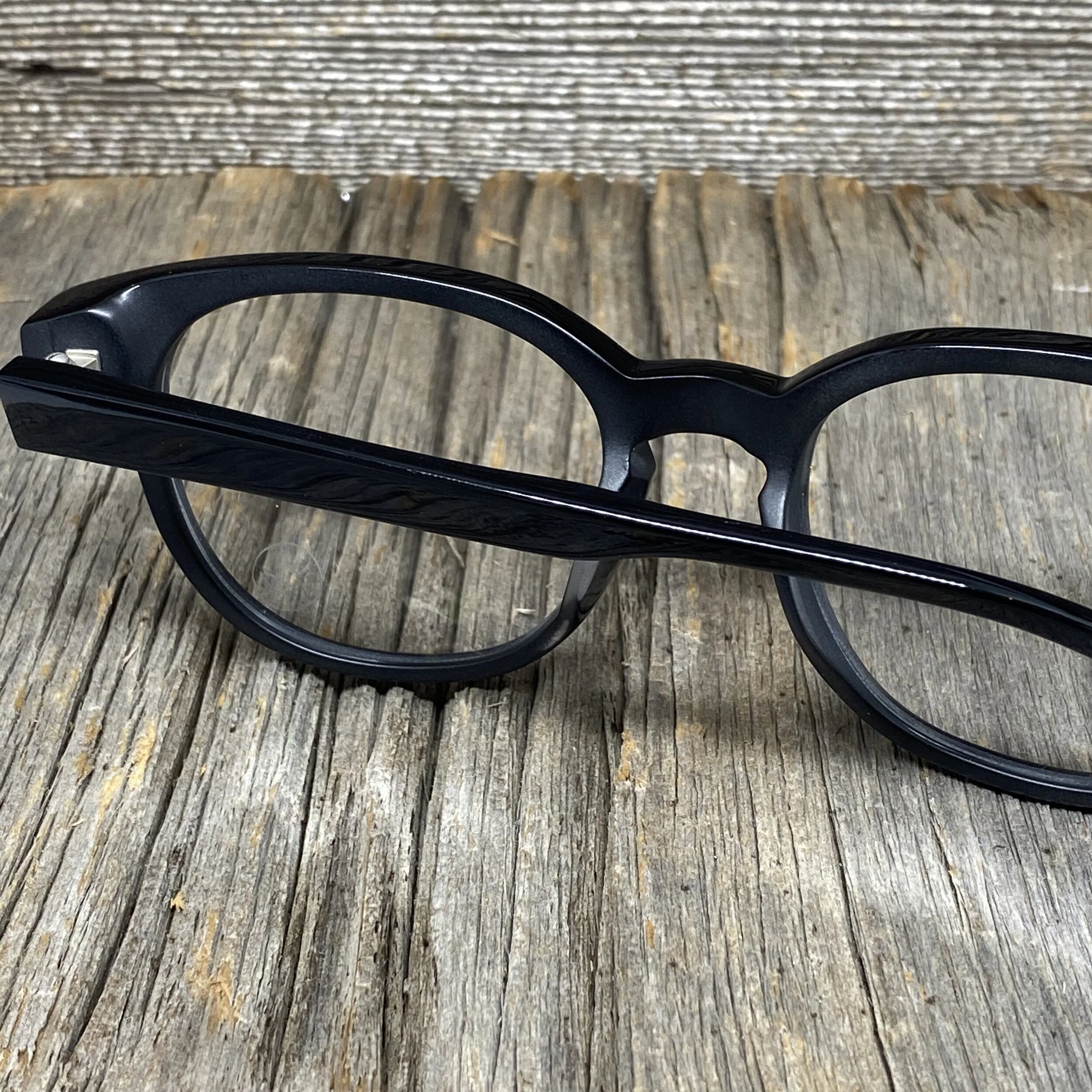 D9B4D86B-2D7E-4D3B-B80F-6F79094BB32A