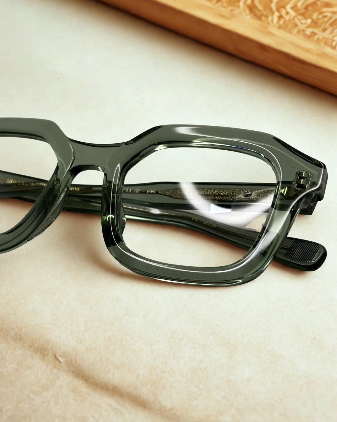 There are people who reach for the obvious frame colour &mdash; black, tortoise, something safe and versatile and ultimately replaceable.

And then there are people who reach for bottle green. 🌿

Not because it's trending. Not because it was recomme