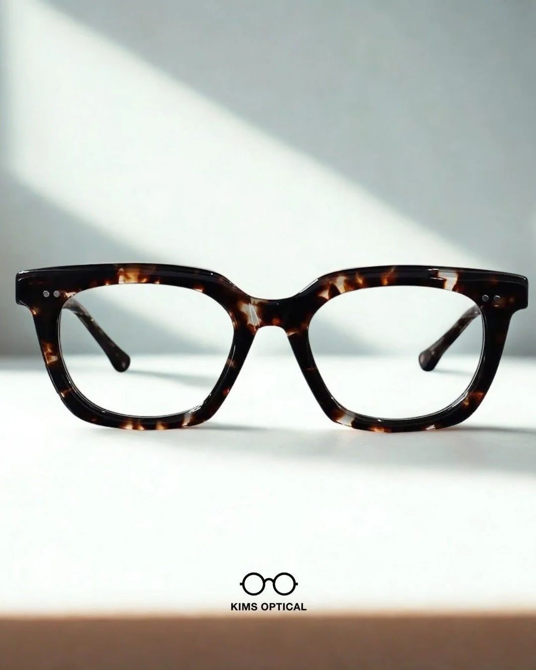 If you could only pick ONE&hellip;

Which one are you taking?

No switching later.
No second chances.

The right Native Sons eyewear isn&rsquo;t just about style &mdash;
it&rsquo;s about how you show up every day.

Explore premium Japanese eyewear de