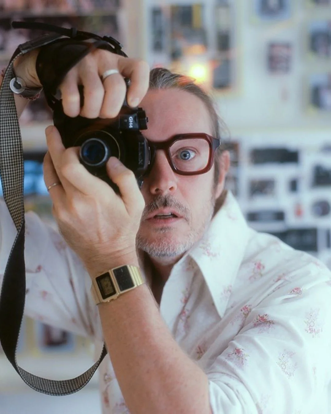 Say cheese 📸

Others smile for the camera.
You just show up looking interesting.

Native Sons eyewear now at KIM&rsquo;S Optical.

Would you wear frames like this daily?

#NativeSons #KIMSOptical #EyewearStyle #DesignerFrames #JapaneseFrames