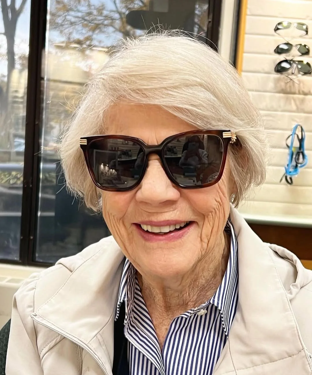 The sunglasses your mum would absolutely steal. 
Understated glamour for every generation. ✨

For Art's Sake London &mdash; KIM'S Optical, Toronto.
Yonge and Finch, North York.

#ForArtsSake #SunglassesStyle #Toronto #MumApproved #KIMSOptical