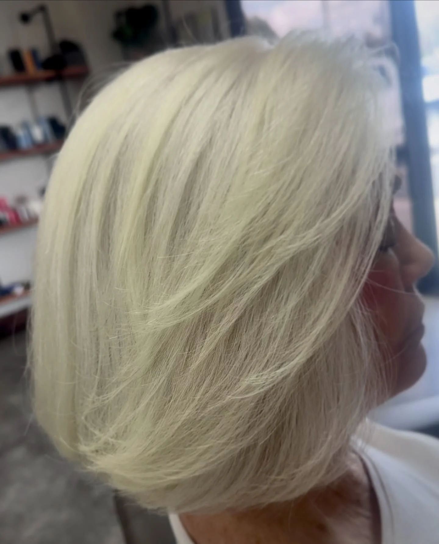 Soft layers, strong impact ✨
Movement, volume, and effortless style in every strand  #helenaalabama #hairsalonhelenaal #helenaal