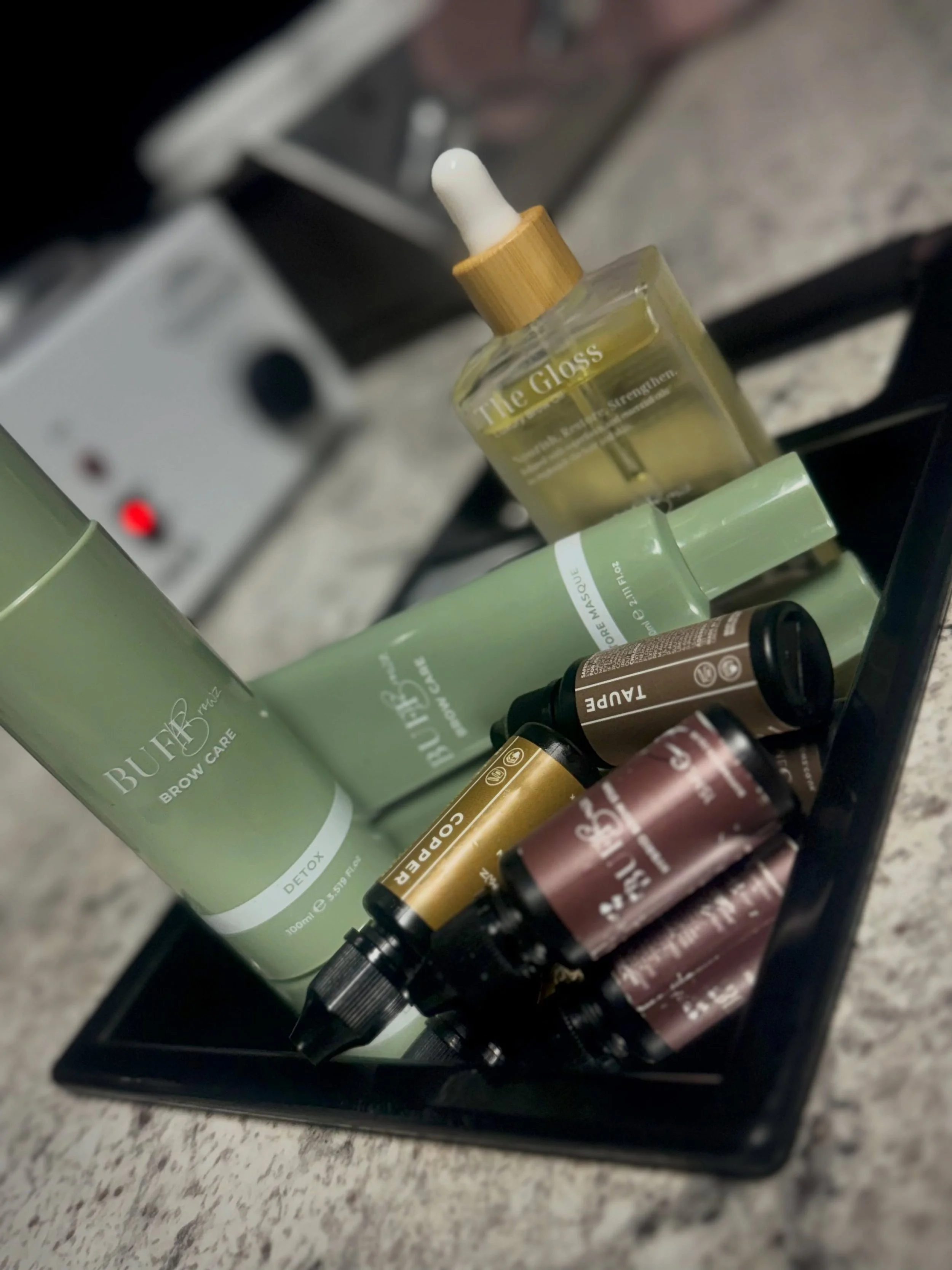 ✨Brow Tint vs. Brow Stain ✨ 

A brow tint softly enhances your natural brows by adding color to the hair only. It gives a subtle, natural look and typically lasts about 2&ndash;4 weeks.

A brow stain goes a step further by coloring both the brow hair