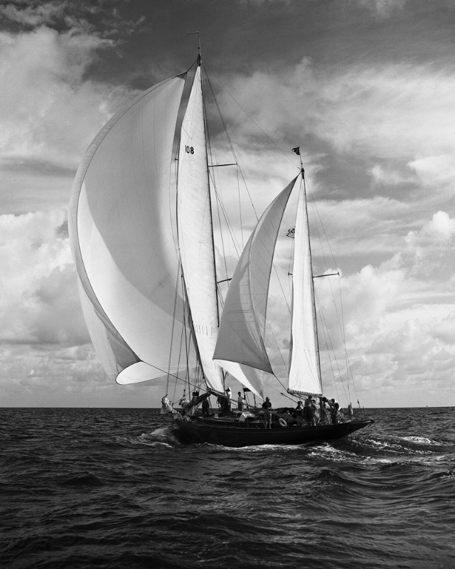 "Escapade" © Mystic Seaport, Rosenfeld Collection