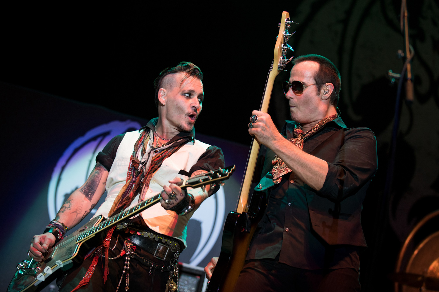 johnny_depp_hollywood_vampires_brittany_app.jpg