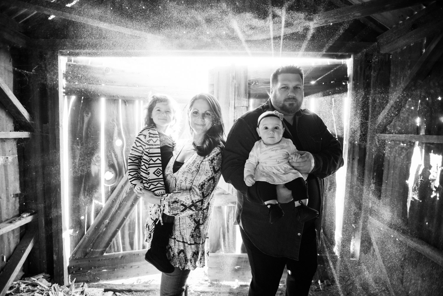 portrait_family_flying_caballos_dust_barn.jpg