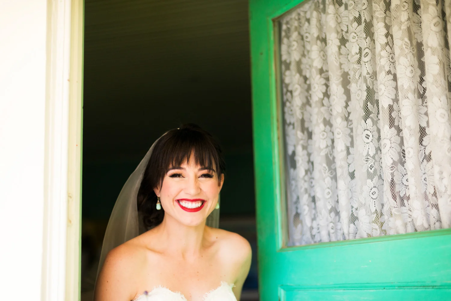 wedding_bride_flying_caballos_green_door.jpg