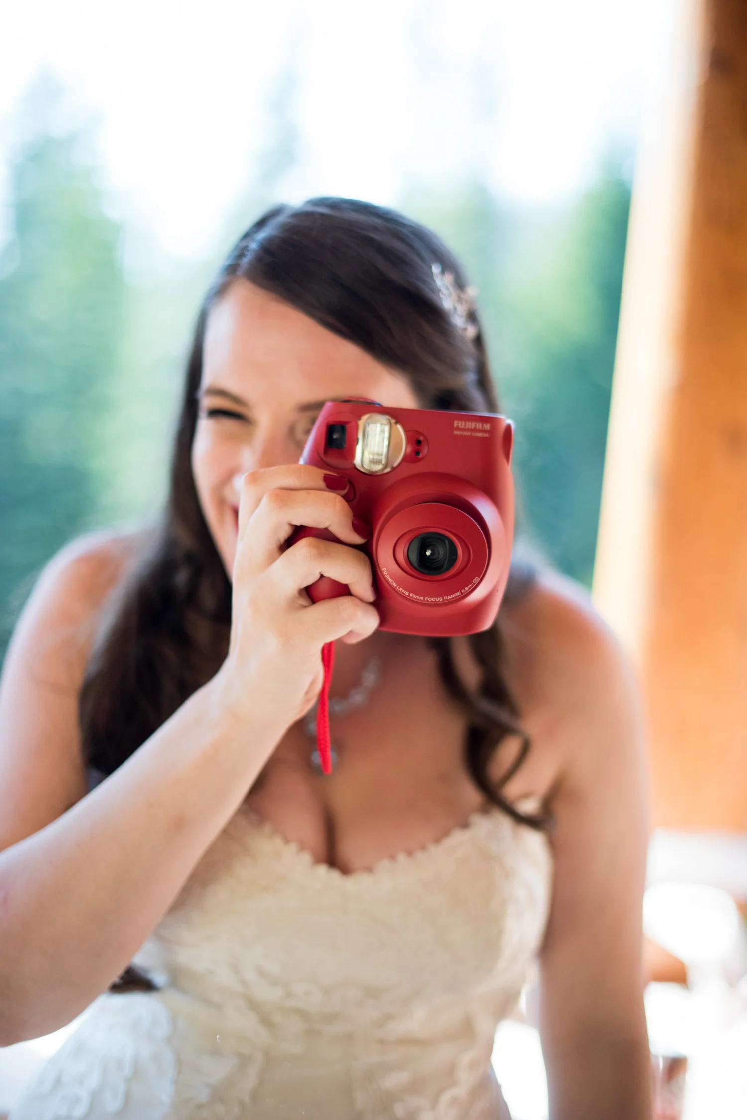 wedding_bride_red_polaroid_camera.jpg