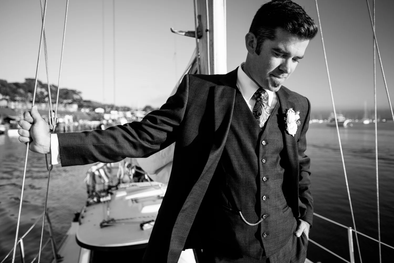 wedding_groom_sailboat_portrait.jpg