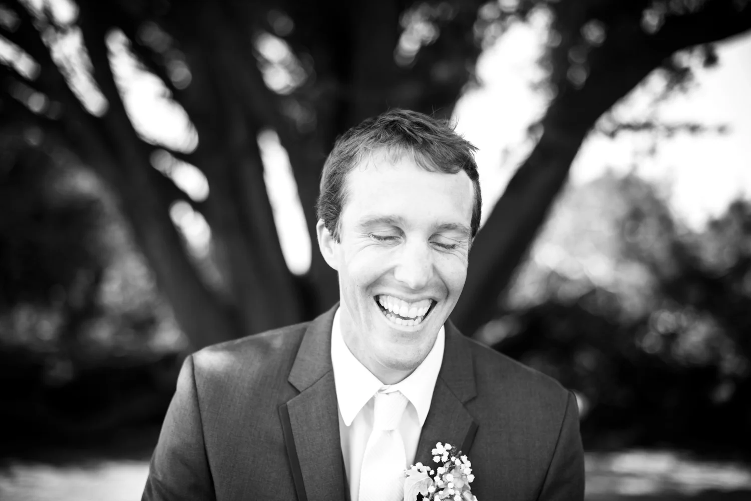 wedding_groom_laughing.jpg