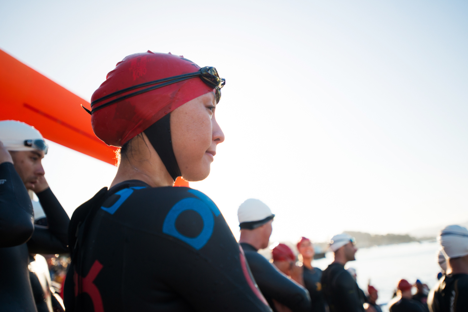 morro_bay_triathlon_woman_swim_start.jpg
