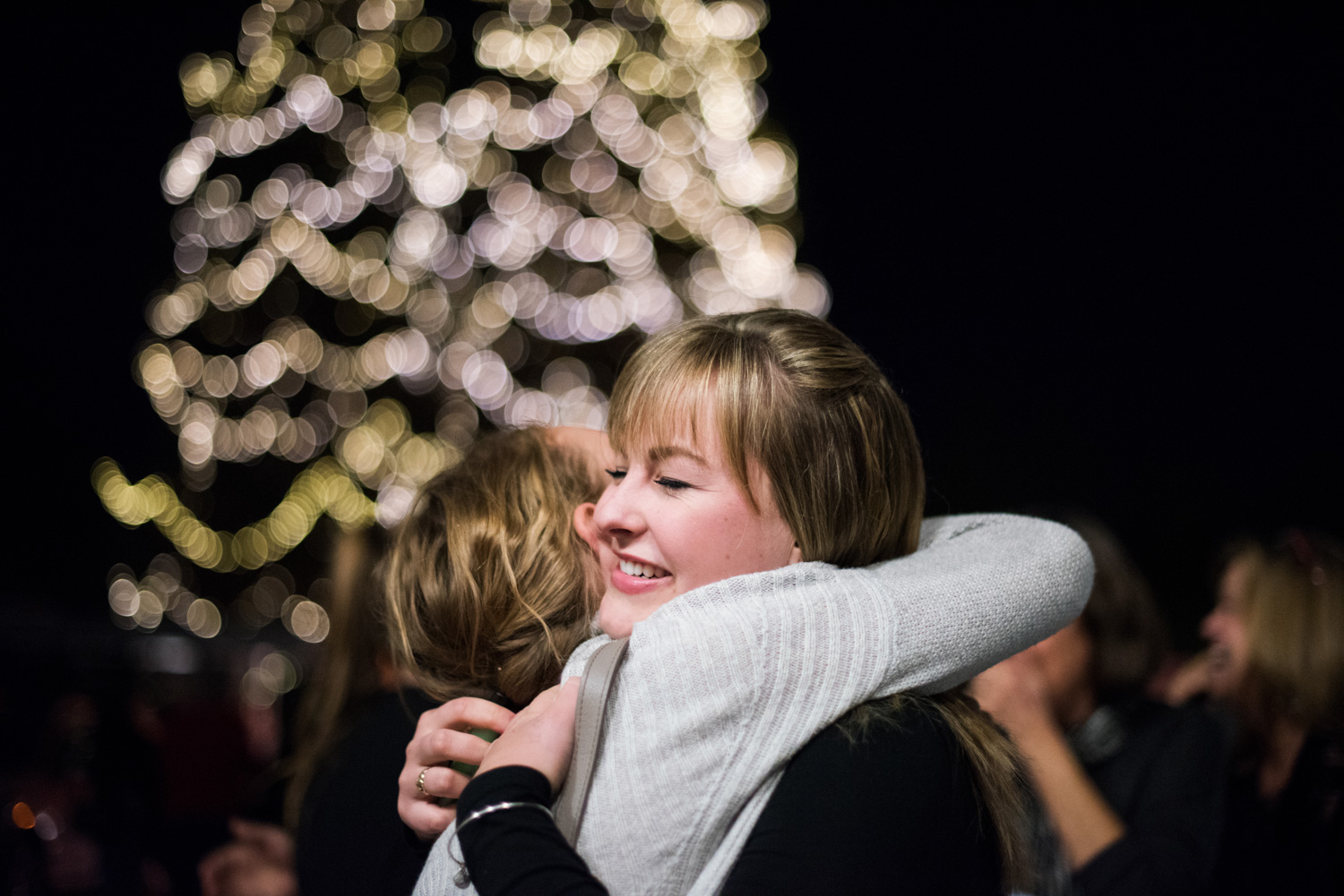 cal_lutheran_holidays_hug.jpg