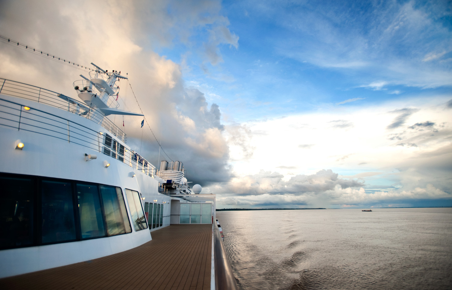 semester_at_sea_explorer_amazon_sunset.jpg