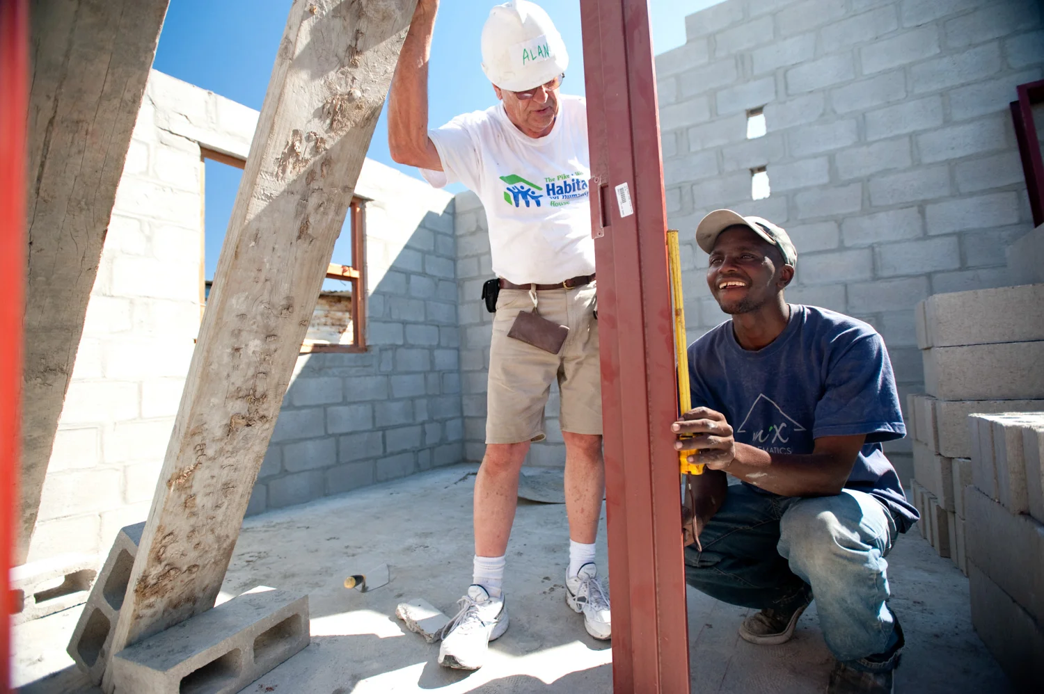 semester_at_sea_habitat_for_humanity_south_africa.jpg