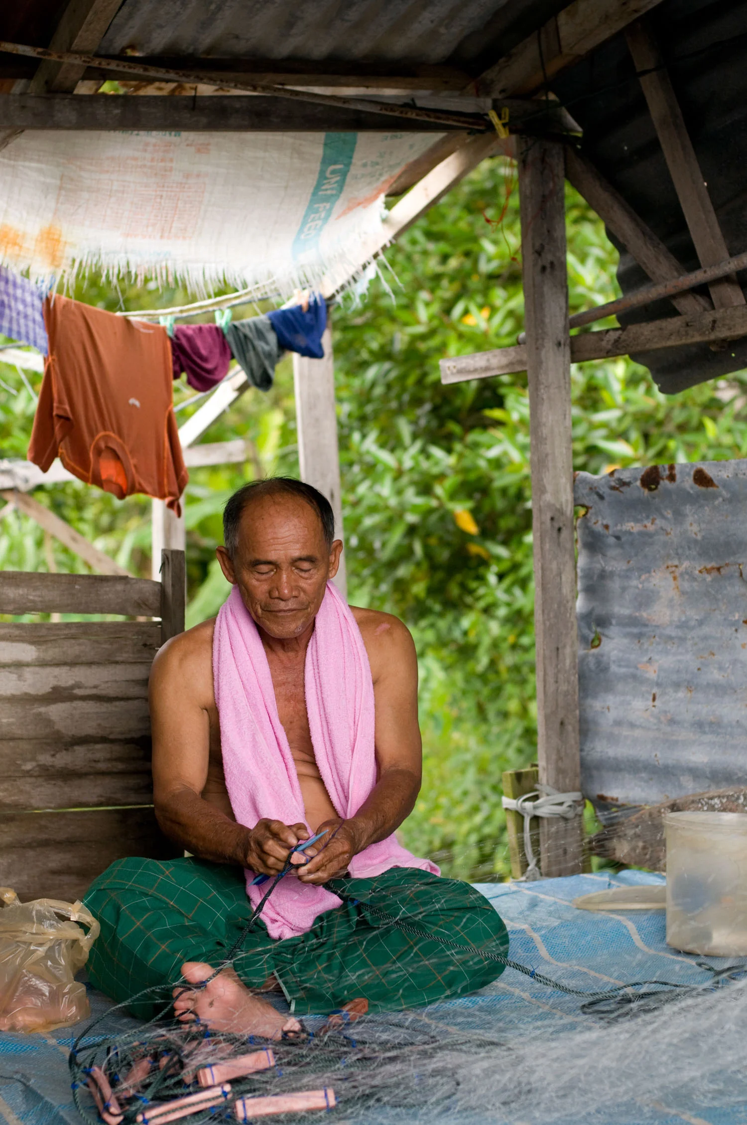 asia_travel_malaysia_fisherman.jpg