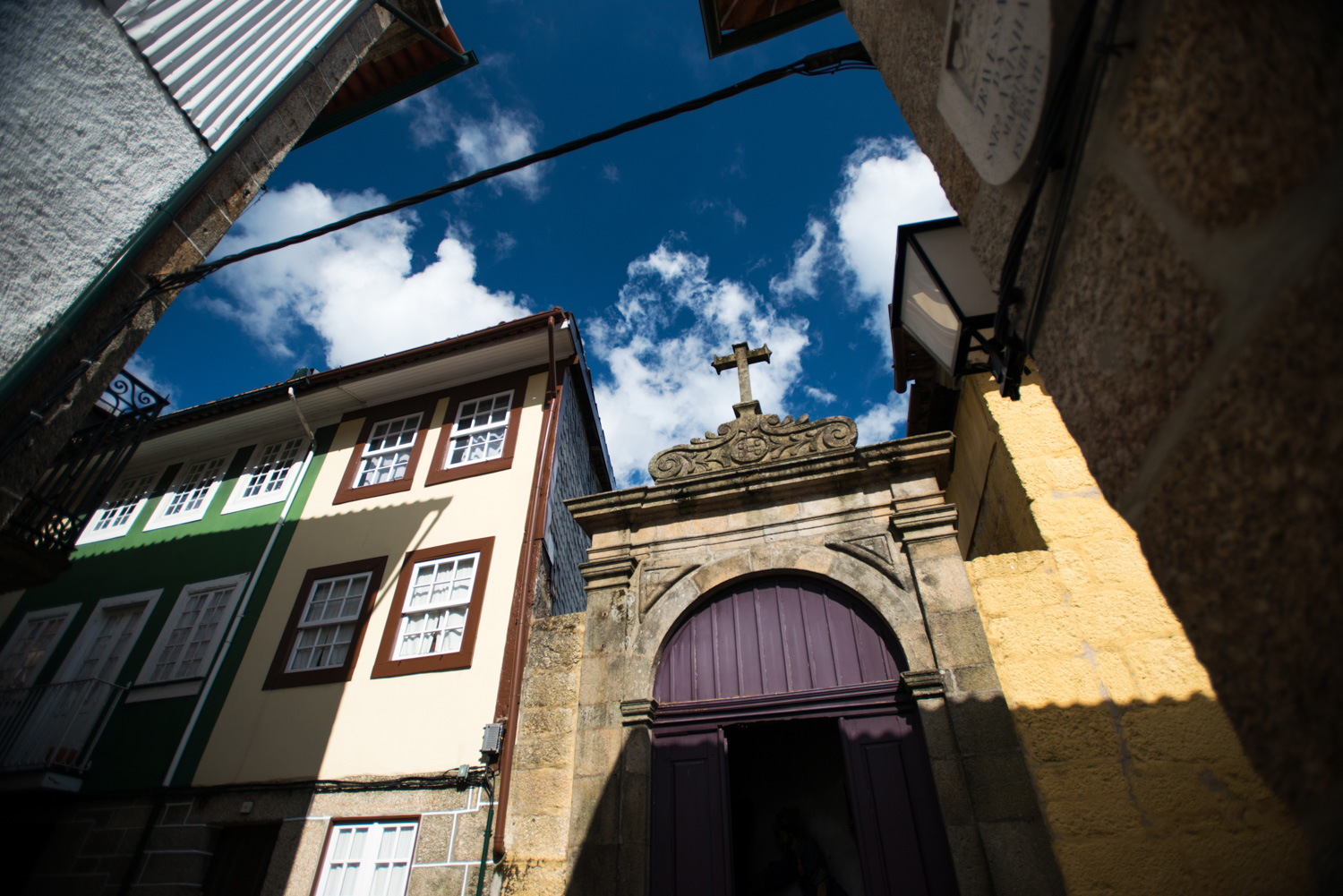 guimaraes_portugal_architecture.jpg