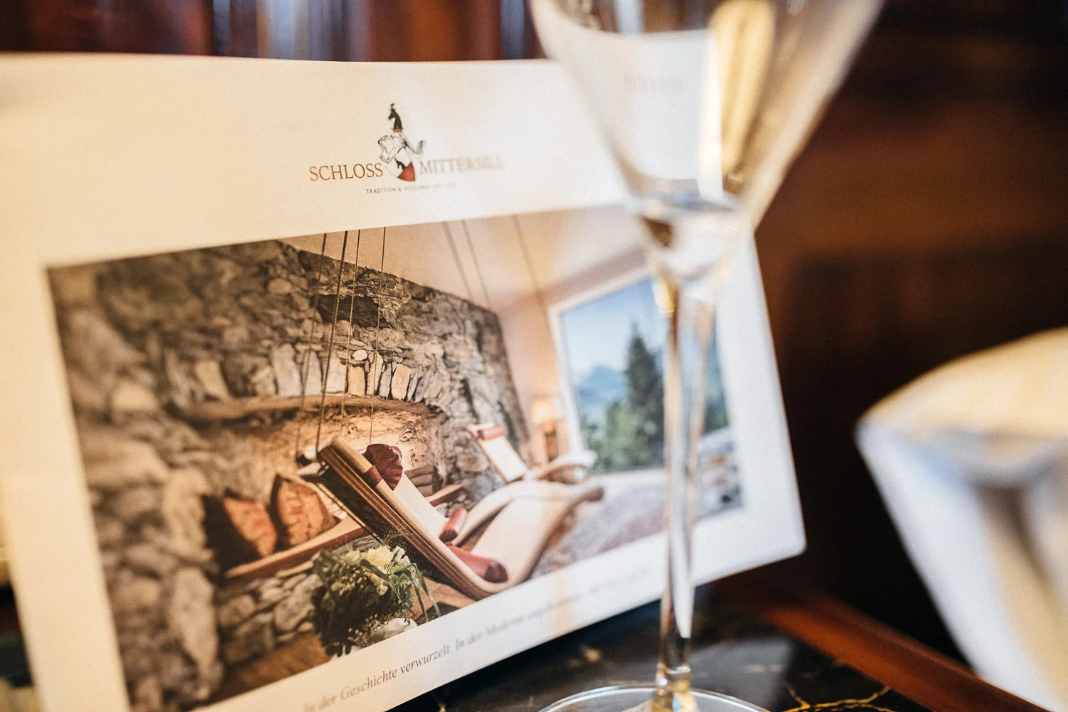 hochzeit-schloss-mittersill-heiraten-in-den-bergen-hochzeitsfotografin-mariagadringer-003.jpg
