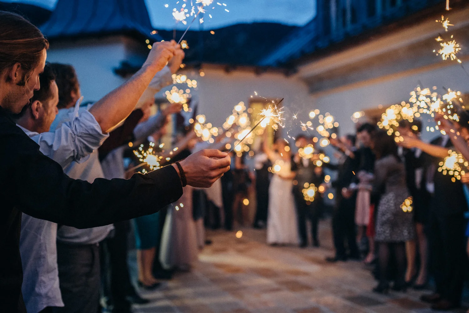 hochzeit-schloss-mittersill-heiraten-in-den-bergen-hochzeitsfotografin-mariagadringer-097-1.jpg