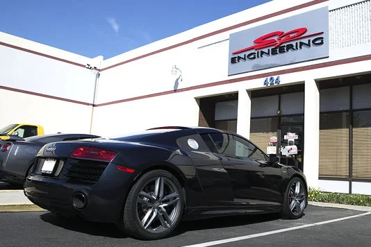 Customer Rides: Wayne's V10 R8 / Capristo Exhaust Installation