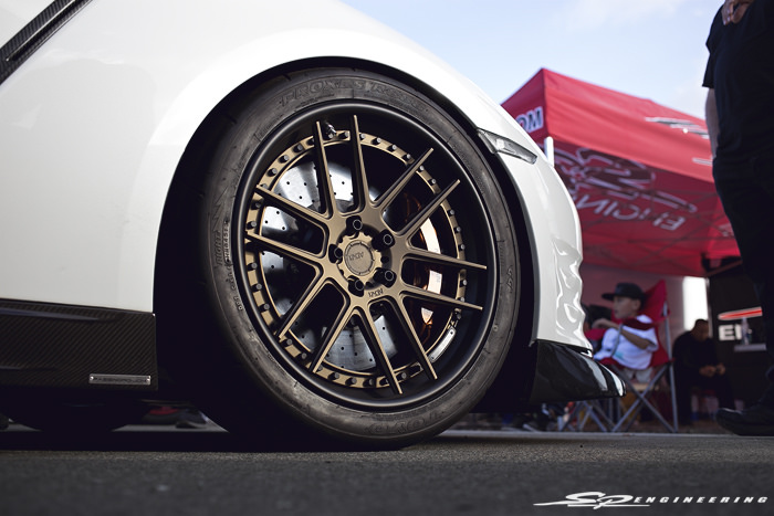 Deon's GT-R is lathered with Password JDM carbon goodies along with multiple sets of cool wheels (ADV6.0, TE37Ultra, Advan GT).
