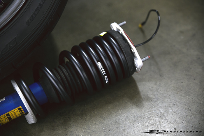 Because Bo added a set of Spec-R springs to the build, we went ahead and tore the rest of the rear interior out while swapping fuel pumps.