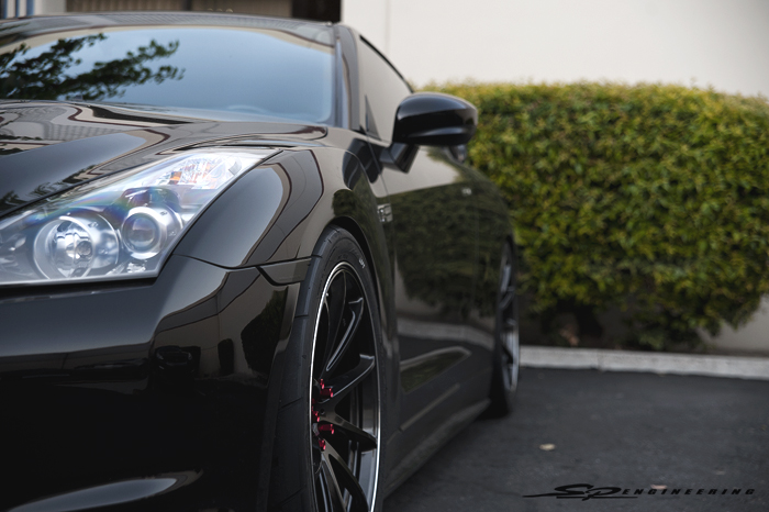 Front fitment on point.