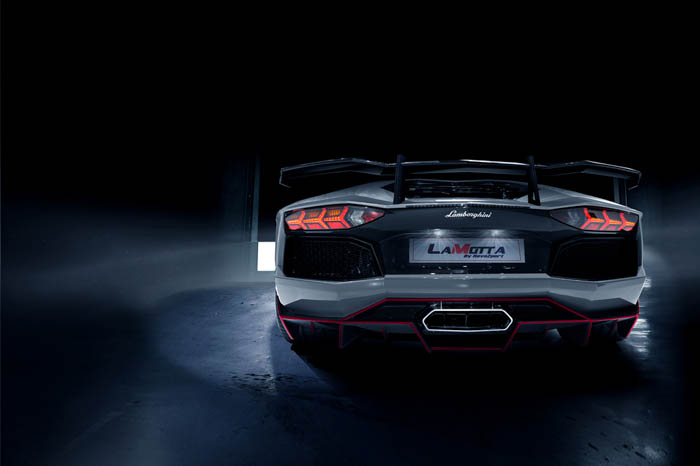 “To achieve this, RevoZport first shed 80kg off the original LP700 from 1600kg to just 1520kg with the use of pre-preg carbon fibre hood which weight only 3kg, a pair of nicely stitched Alcantara carbon fibre seats similar to the LP670 SV, carbon door panels, a new set of rear bumper and air tunnel all contributed to this diet program. The aerokit comprises of a front extended lip with canards, side skirts, complete rear bumper with a more aggressive air tunnel design and the trunk spoiler.” – RevoZport