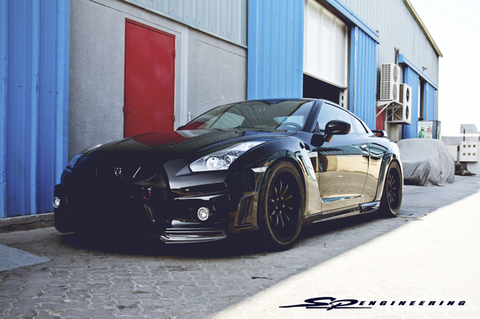 Nissan GT-R (Black) read more SPE1000R Package – SPE 4.3L Race Engine – SPE Spec Greddy Turbo Kit – SPE Stage 3 Transmission + PPG Gear Set – Advan RS-D – Toyo R888 We would like to thank our sponsors: – Greddy USA www.greddy.com – Titek USA www.titekusa.com – Mackin Industries www.mackinindustries.com – ETS Turbo Systems www.extremeturbosystems.com – PPG Gear www.ppgearbox.com.au – Sheptrans www.sheptrans.com – Toyo Tires www.toyotires.com – Syvecs Powertrain Control www.syvecs.co.uk – T1 Race Development www.t1racedevelopment.com/ P.S. dont forget to follow us on Facebook/Youtube/Vimeo/Instagram -SP Team