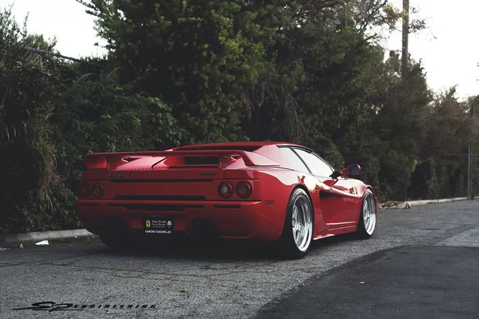 The next noticeable thing about this car when you see it, is how wide it is. The width of the widebody is spot on. Too much and it’ll look funny. Too less and you’ll be regretting not going wider.