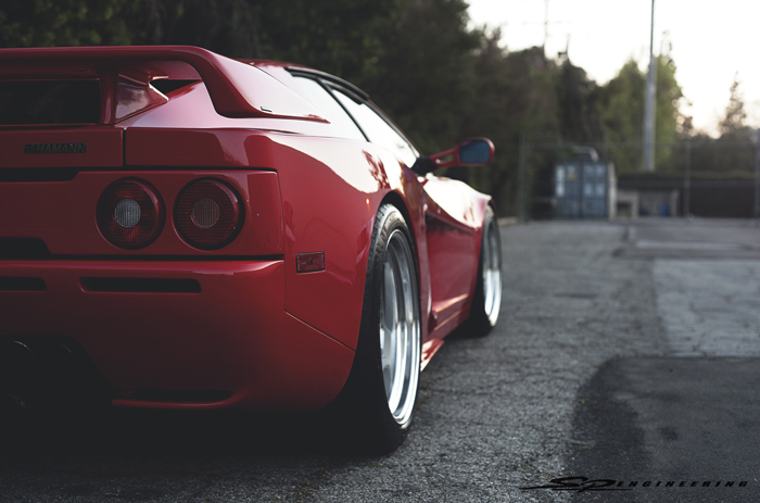 I give praise to the person who was in charge of the wheels for the Hamann widebody kit. A terrible taste in wheels is one thing. But a terrible knowledge in fitment (wheel size/offset & tire sizes) is a big no no. The fitment on this vehicle is perfect! *golf clap* Front: 18×10.5 with 265/35/18 Rear: 18×13 with 335/30/18