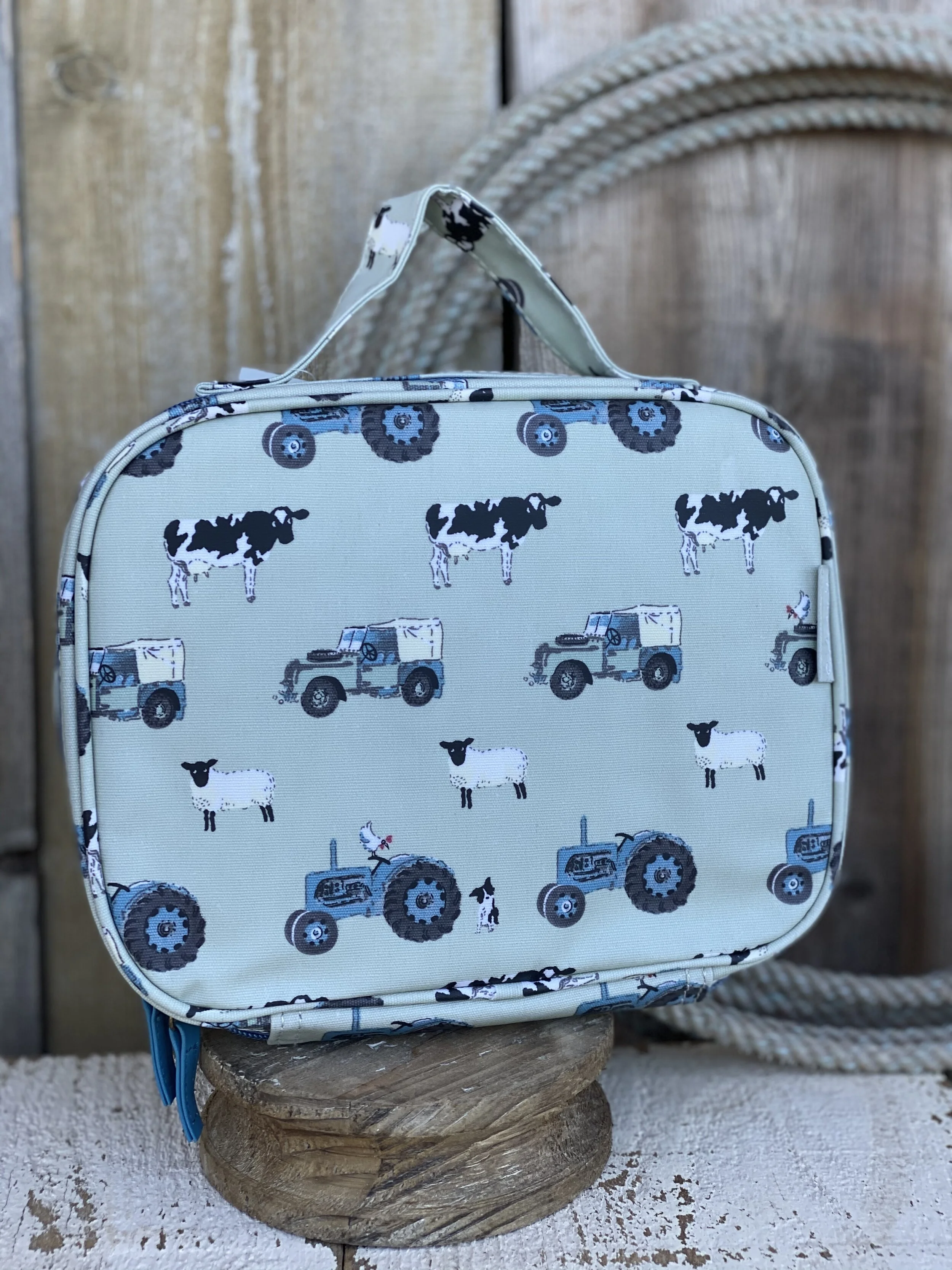 D3A404A4-AEC5-4204-9F0D-9C3CC386992B