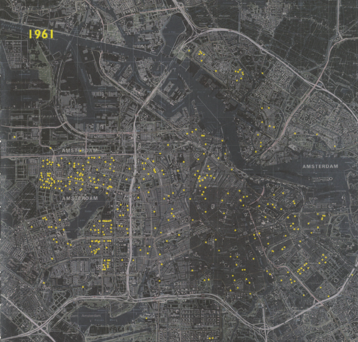The-locations-of-public-play-spaces-in-Amsterdam-1961Lefaivre-De-Roode-2002-p-43 (1).png